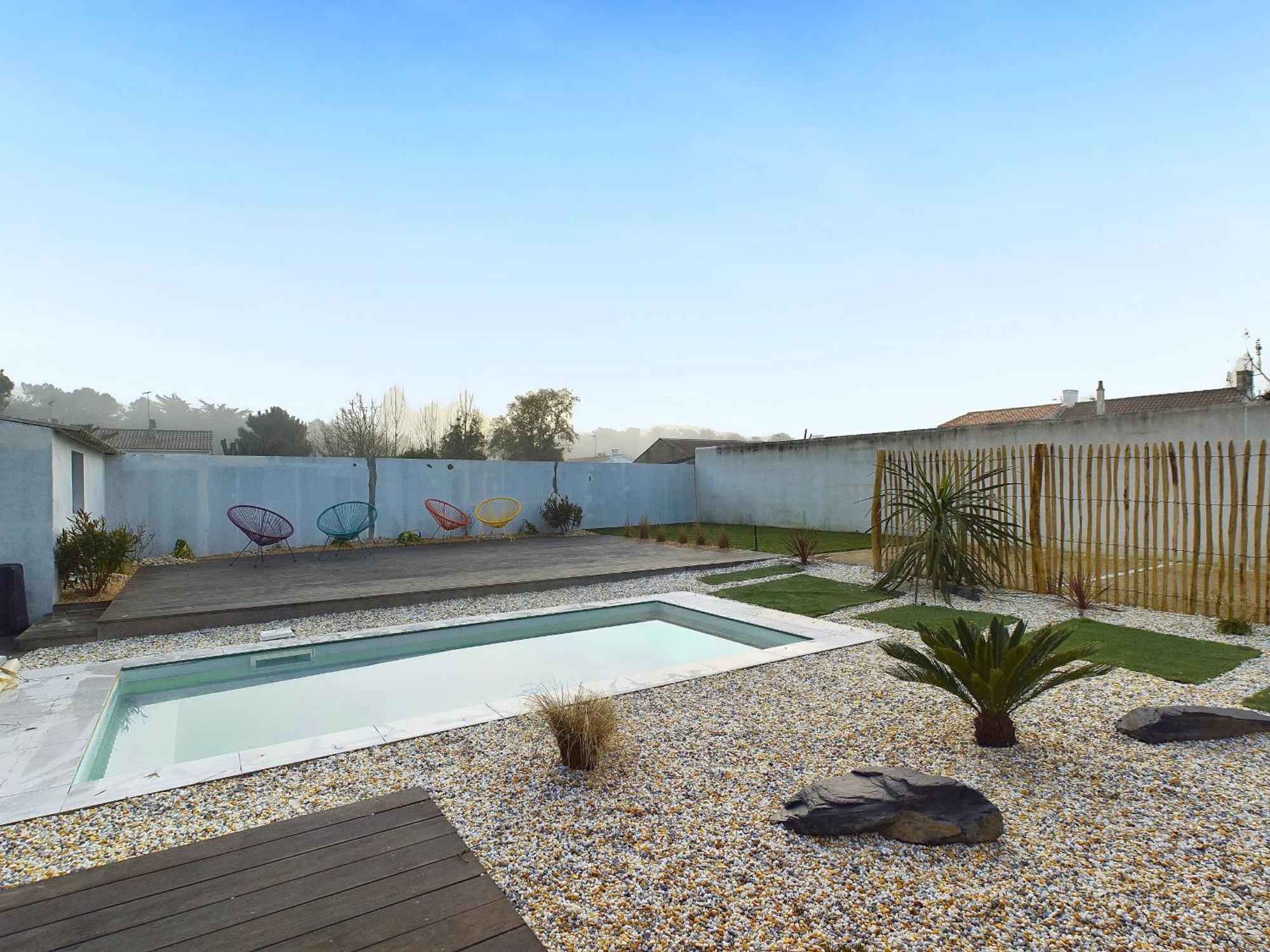 Villa Maison Pour 10 Avec Piscine Chauffee La Barre-de-Monts